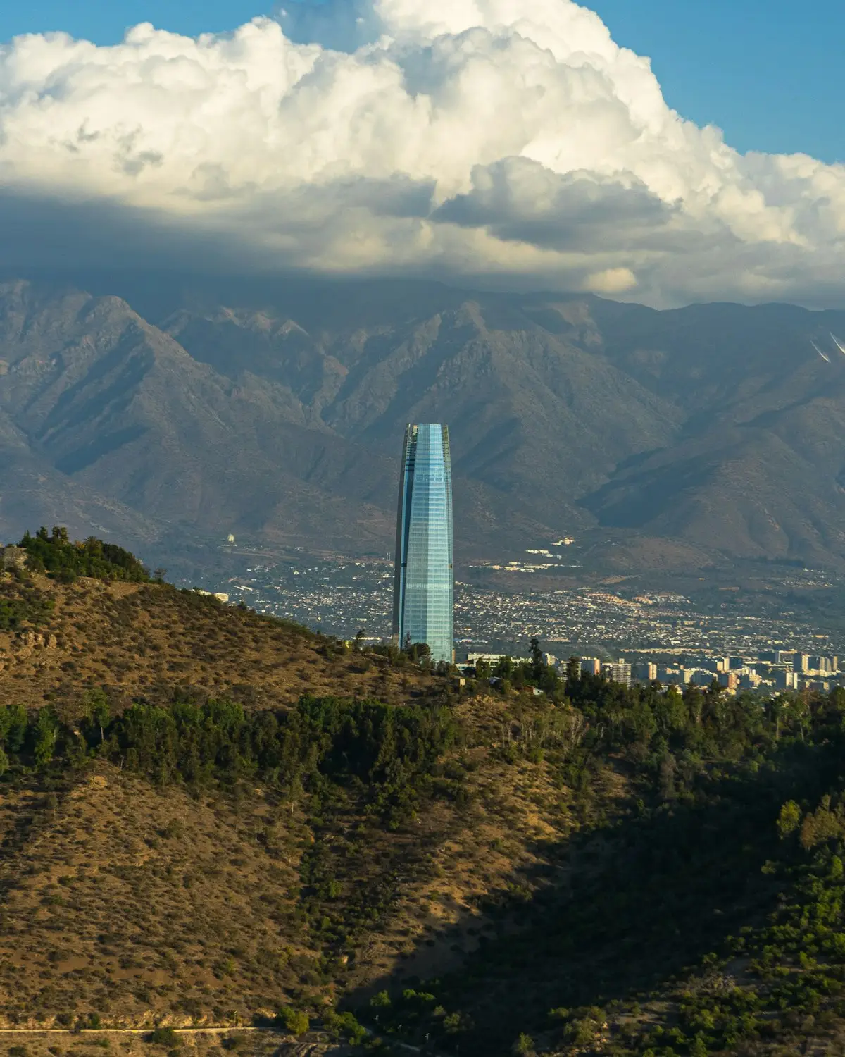 Santiago e a Cordilheira dos Andes